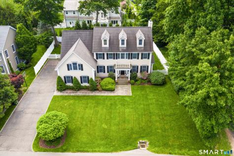 64 Douglas Road New Canaan CT 06840