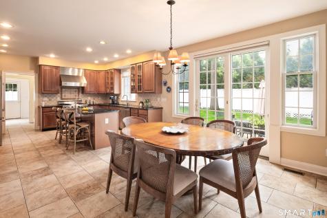 64 Douglas Road New Canaan CT 06840