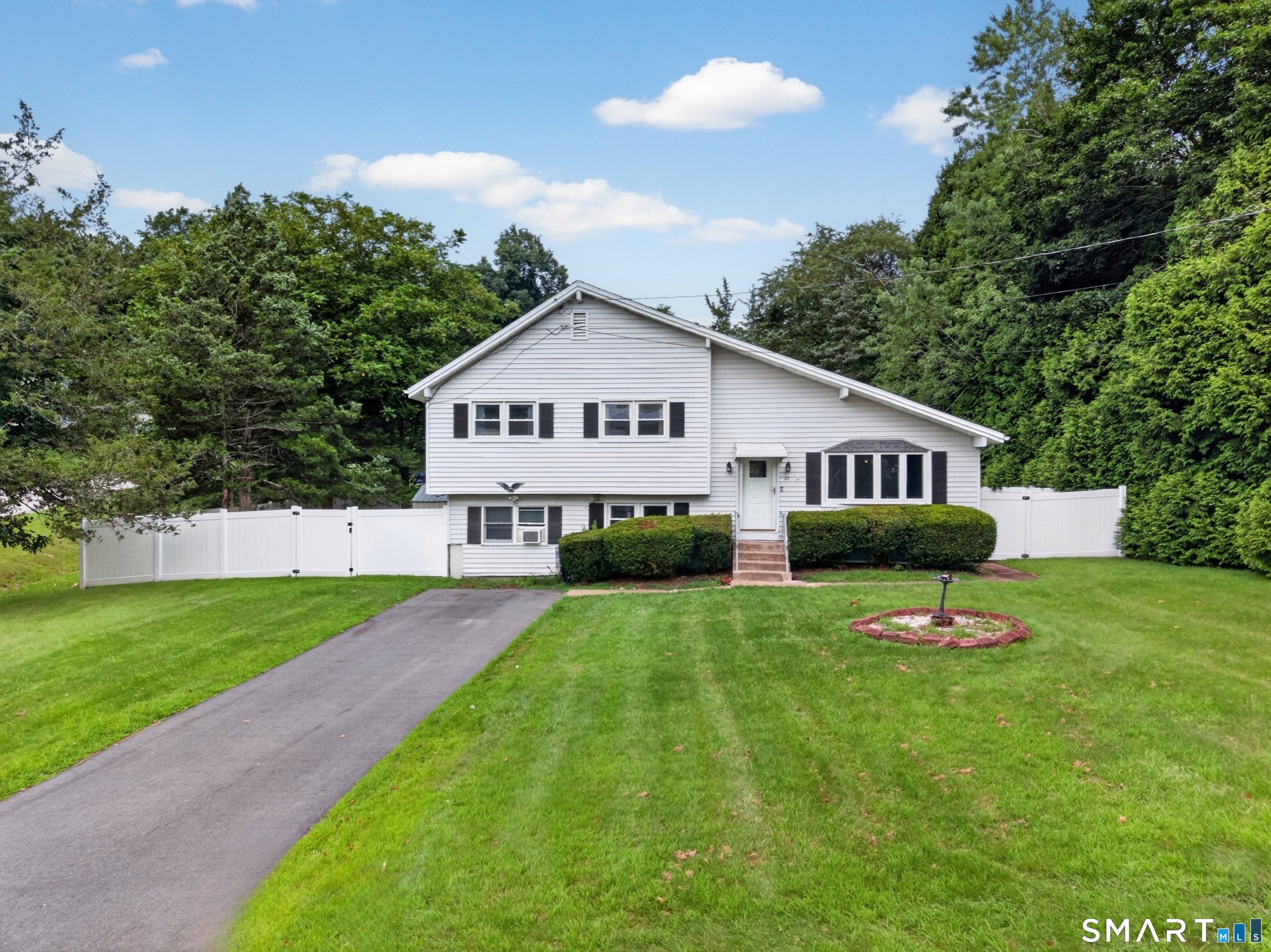 25 Lyman Hill Road Norwich CT 06360