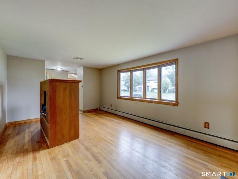160 Mohawk Drive East Hartford CT 06108