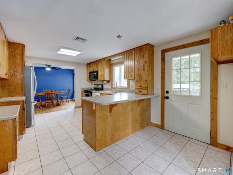 160 Mohawk Drive East Hartford CT 06108
