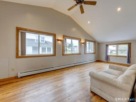 160 Mohawk Drive East Hartford CT 06108