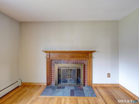 160 Mohawk Drive East Hartford CT 06108