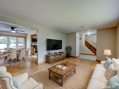 160 Mohawk Drive East Hartford CT 06108