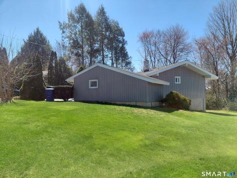 17 Hickory Hill Drive Waterbury CT 06708