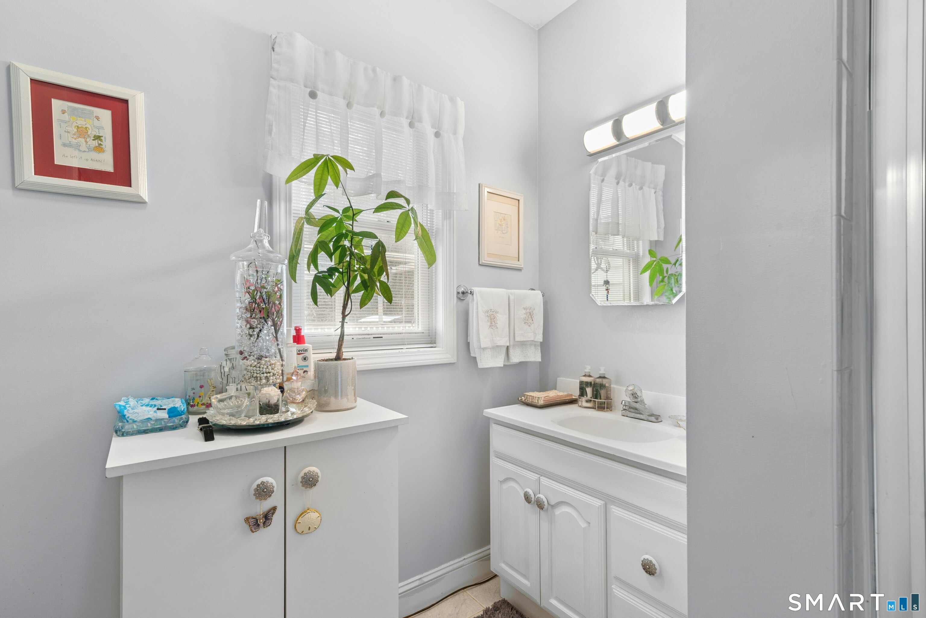 178 Maple Street Seymour CT 06483
