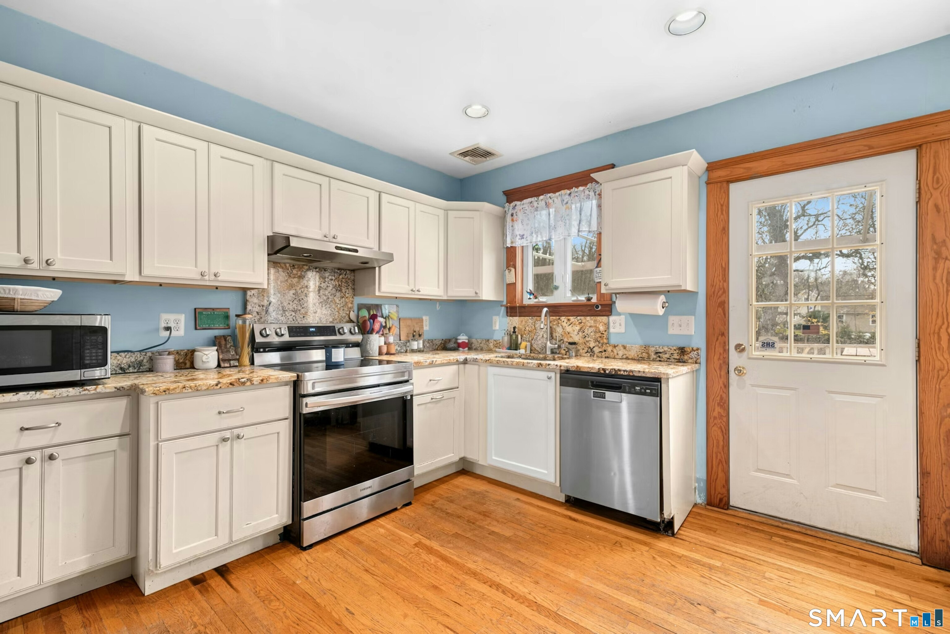 178 Maple Street Seymour CT 06483