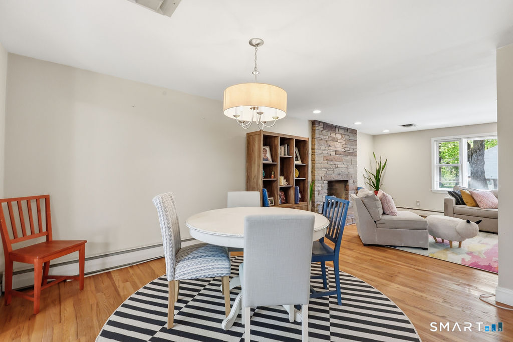 37 Stoneham Drive West Hartford CT 06117