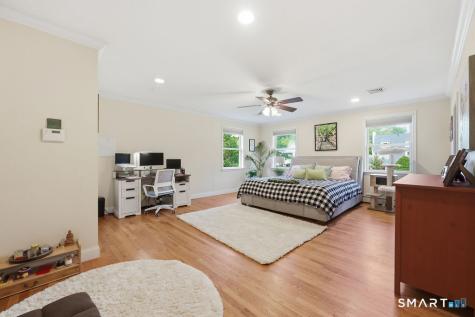 37 Stoneham Drive West Hartford CT 06117