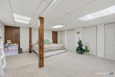 37 Stoneham Drive West Hartford CT 06117