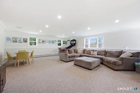 37 Stoneham Drive West Hartford CT 06117