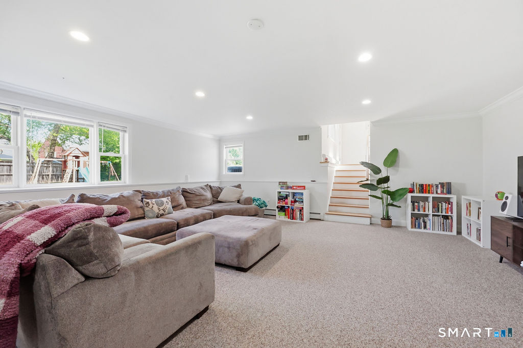37 Stoneham Drive West Hartford CT 06117