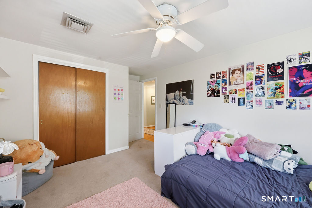 37 Stoneham Drive West Hartford CT 06117