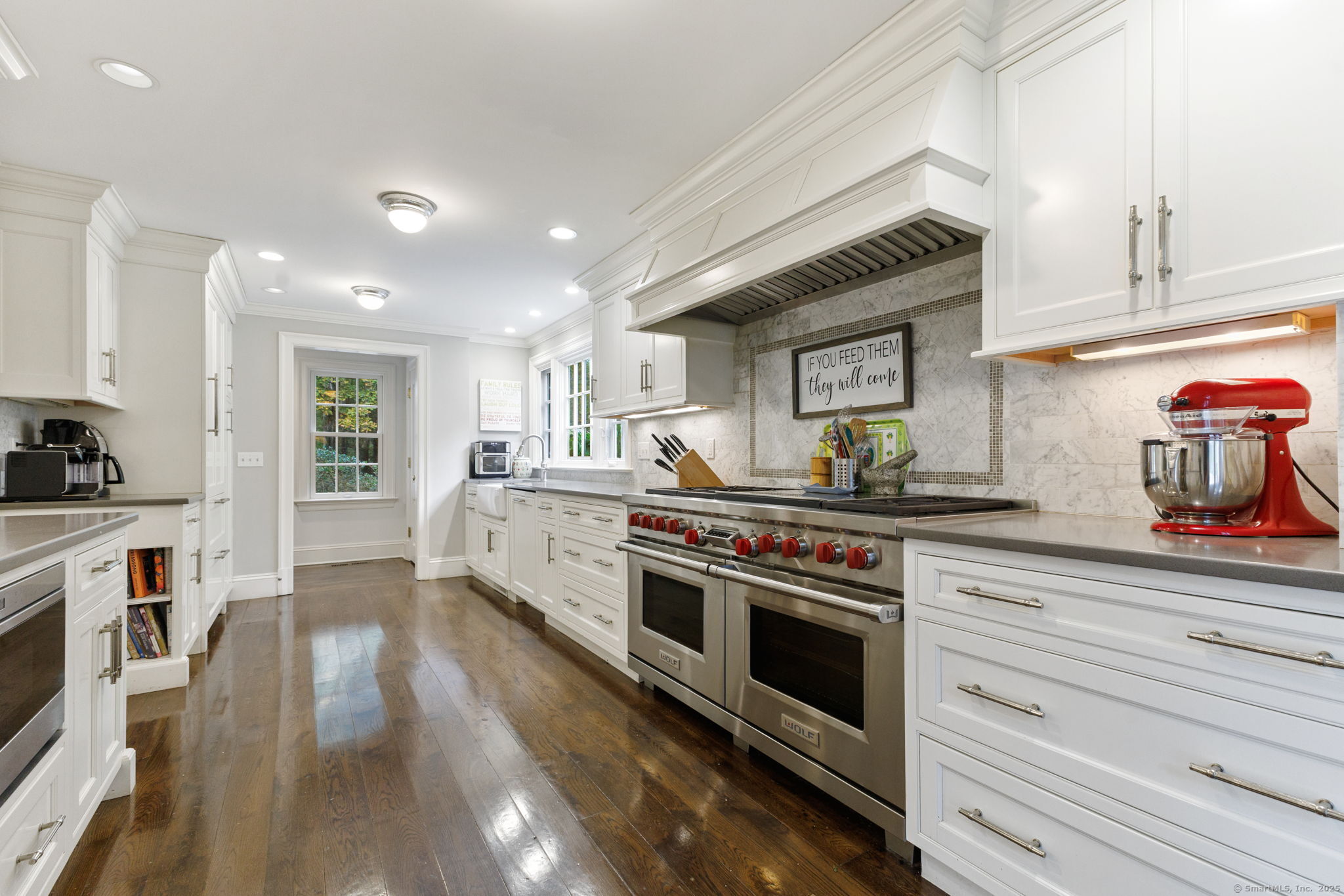 758 Smith Ridge Road New Canaan CT 06840
