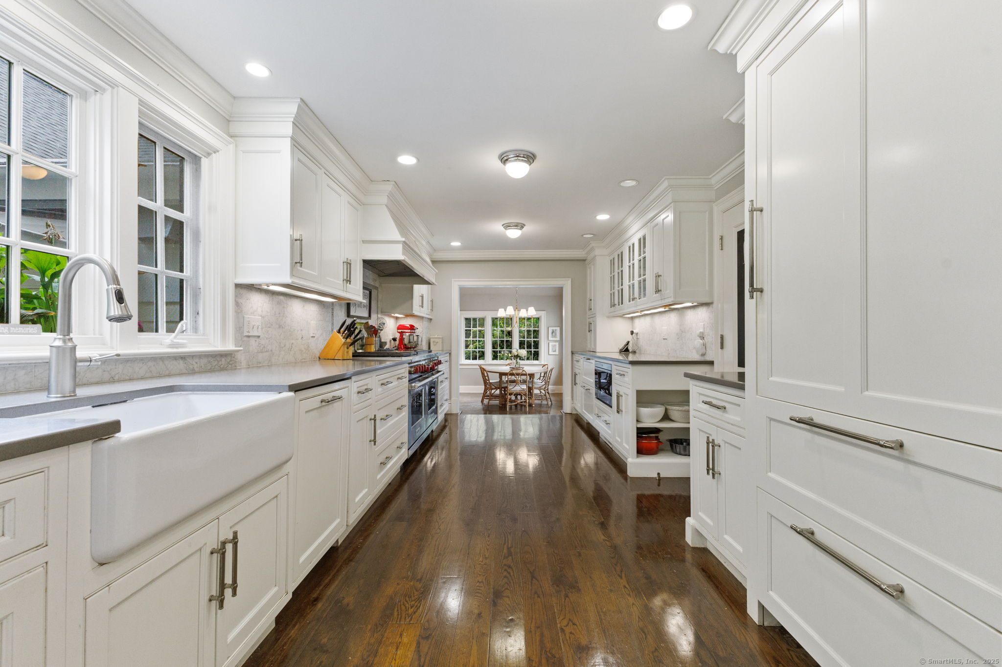 758 Smith Ridge Road New Canaan CT 06840