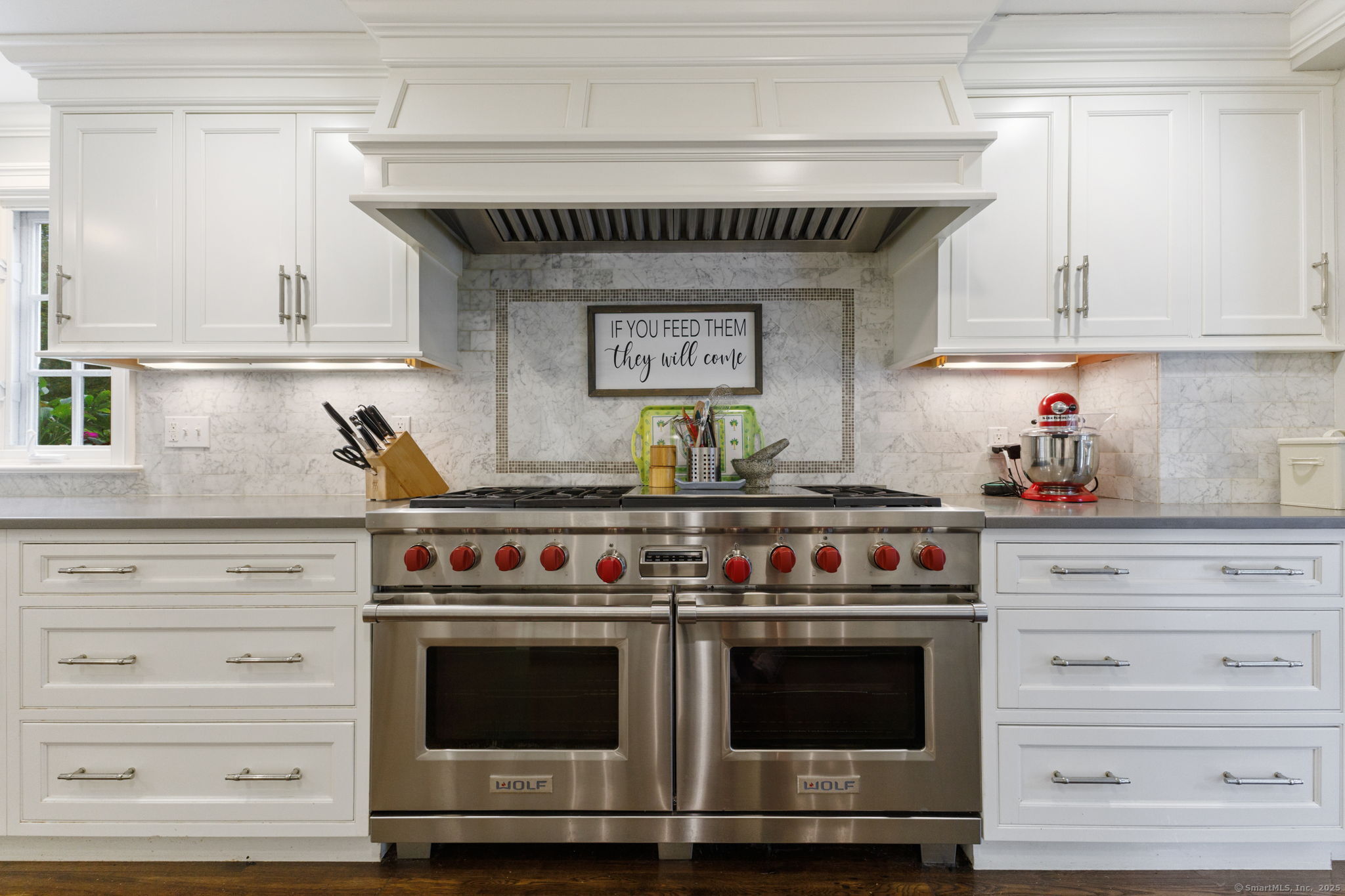 758 Smith Ridge Road New Canaan CT 06840