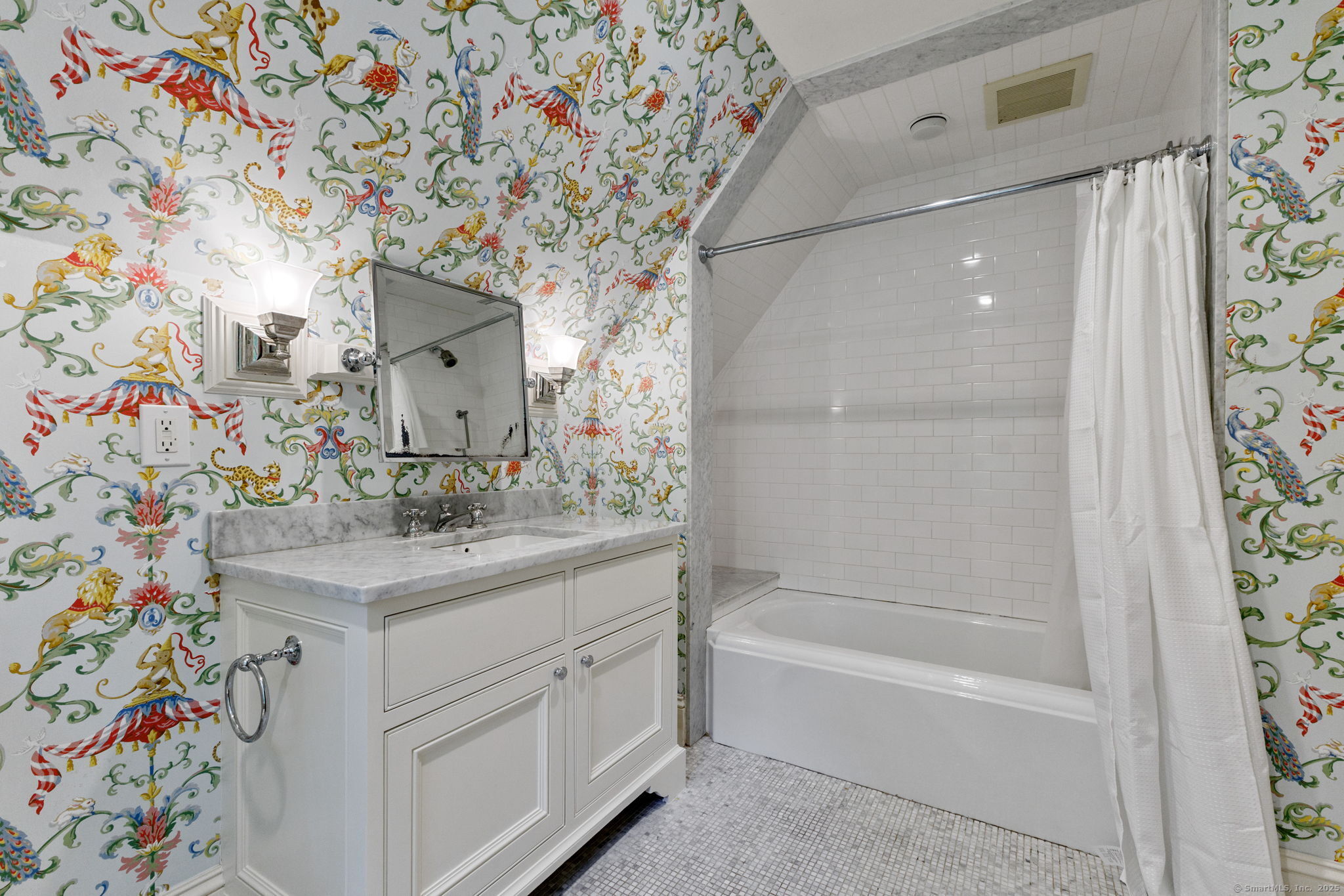 758 Smith Ridge Road New Canaan CT 06840