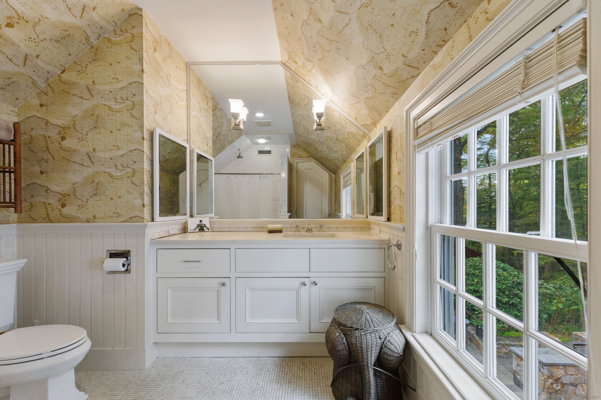 758 Smith Ridge Road New Canaan CT 06840
