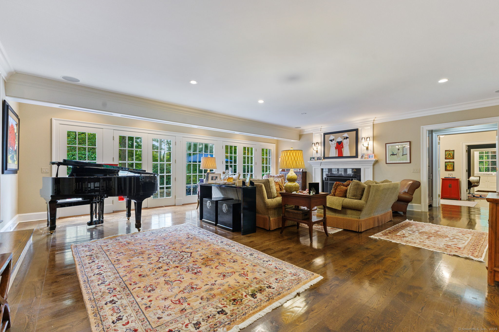 758 Smith Ridge Road New Canaan CT 06840