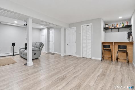 15 Henso Drive Danbury CT 06811