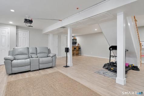 15 Henso Drive Danbury CT 06811