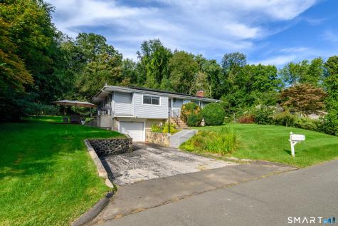 15 Henso Drive Danbury CT 06811