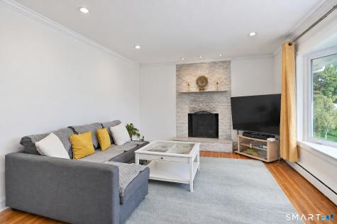 15 Henso Drive Danbury CT 06811
