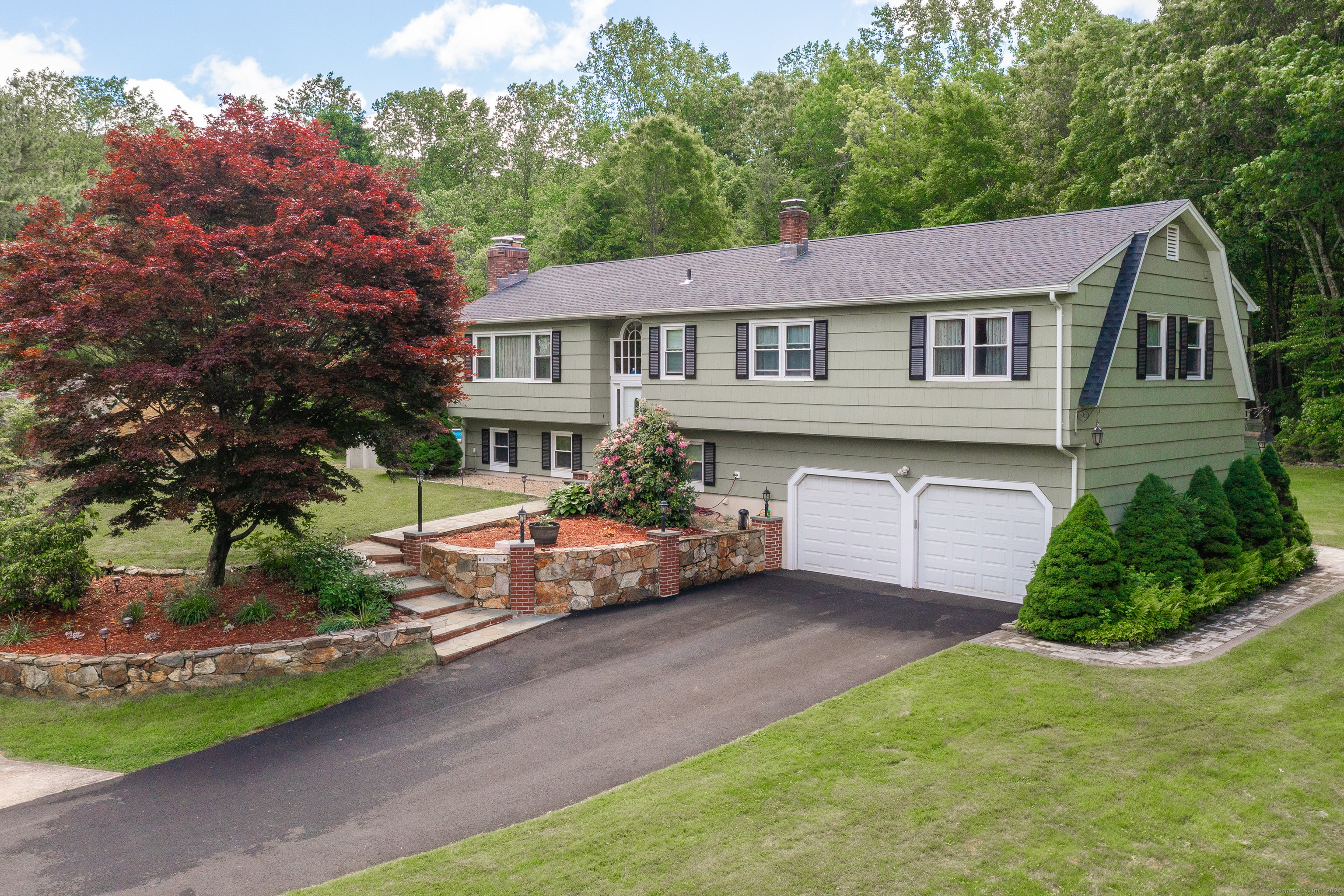 554 Cobblestone Drive Orange CT 06477
