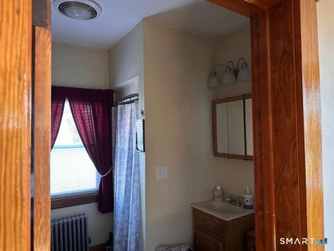 107 Phillips Street Waterford CT 06385