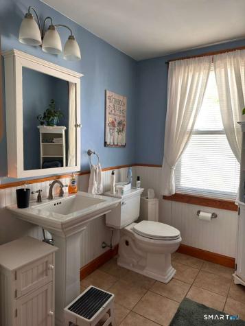 107 Phillips Street Waterford CT 06385