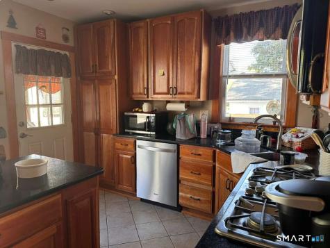107 Phillips Street Waterford CT 06385
