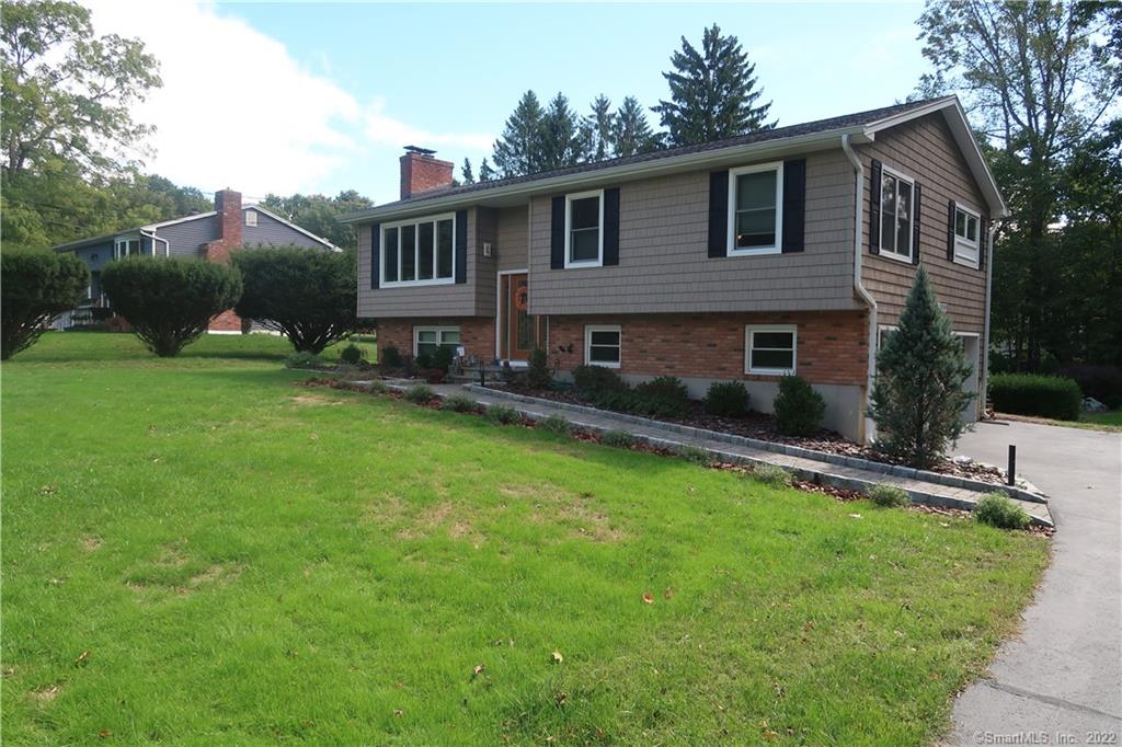 25 Williams Road New Fairfield CT 06812