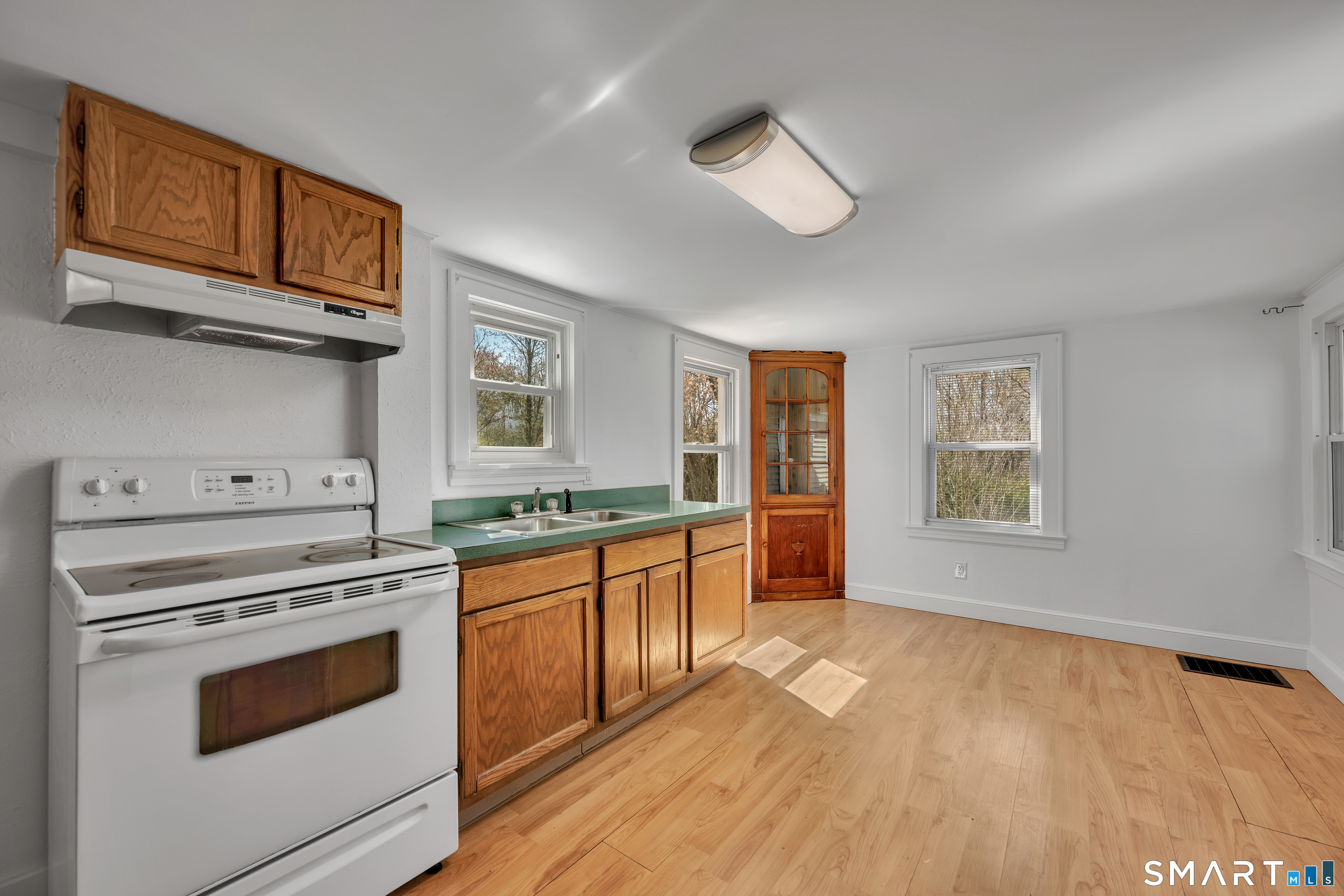 385 Main Street Durham CT 06422