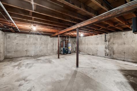 7 Colgate Lane East Hartford CT 06108