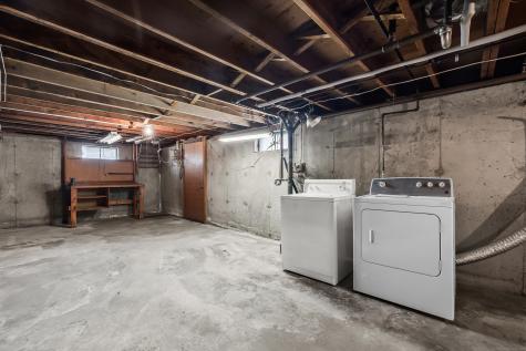 7 Colgate Lane East Hartford CT 06108