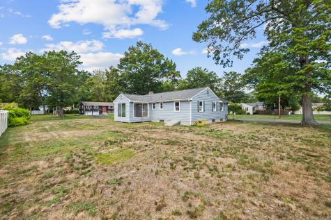 7 Colgate Lane East Hartford CT 06108