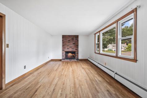 7 Colgate Lane East Hartford CT 06108