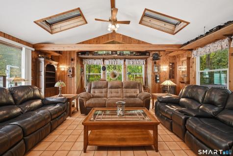 27 Danvers Road New Milford CT 06776