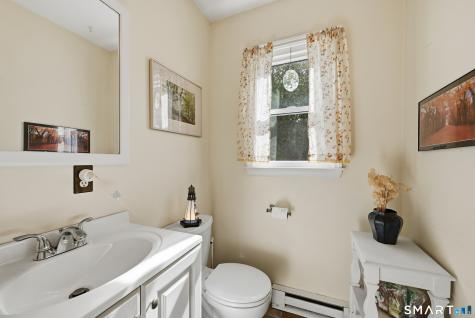 27 Danvers Road New Milford CT 06776
