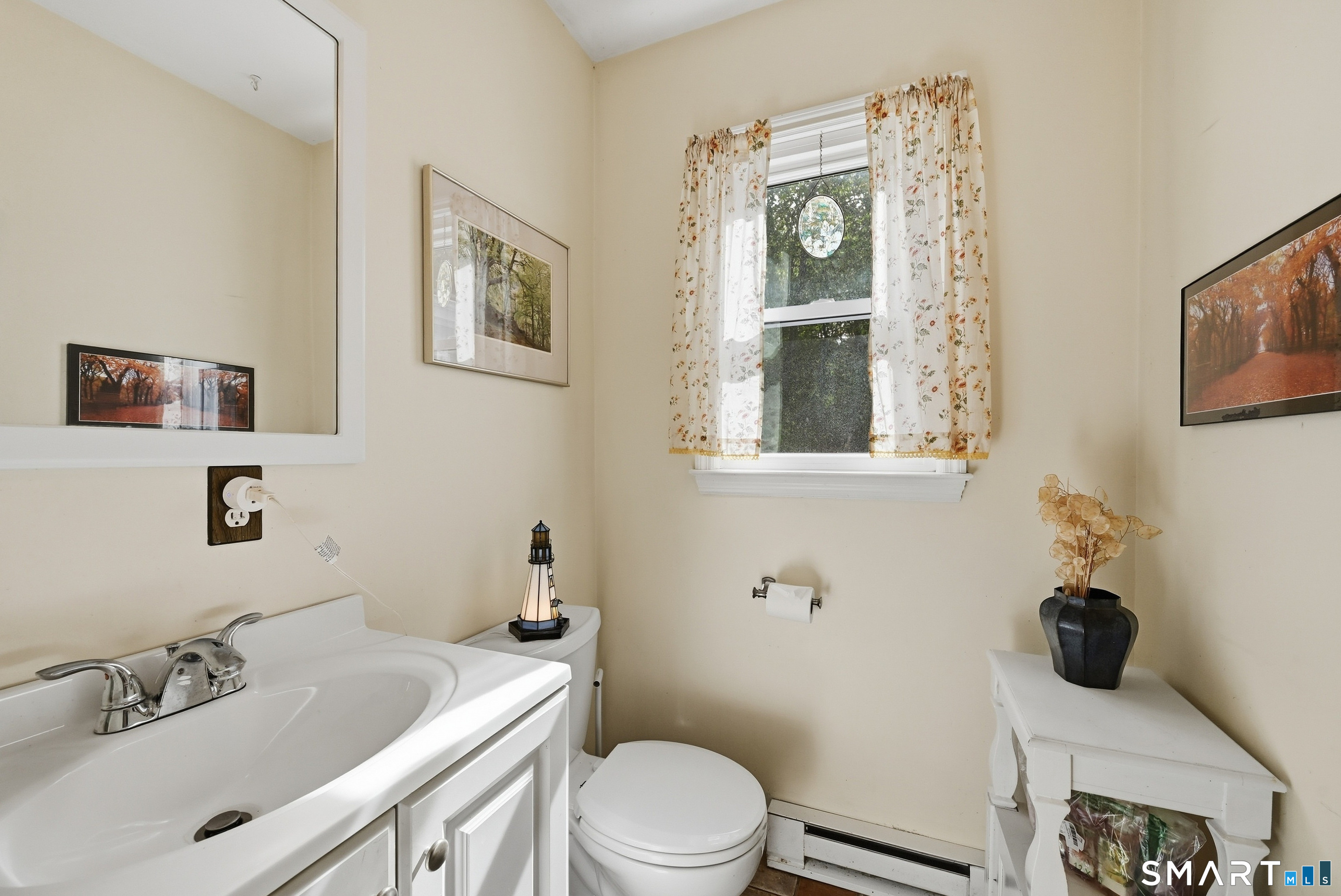27 Danvers Road New Milford CT 06776