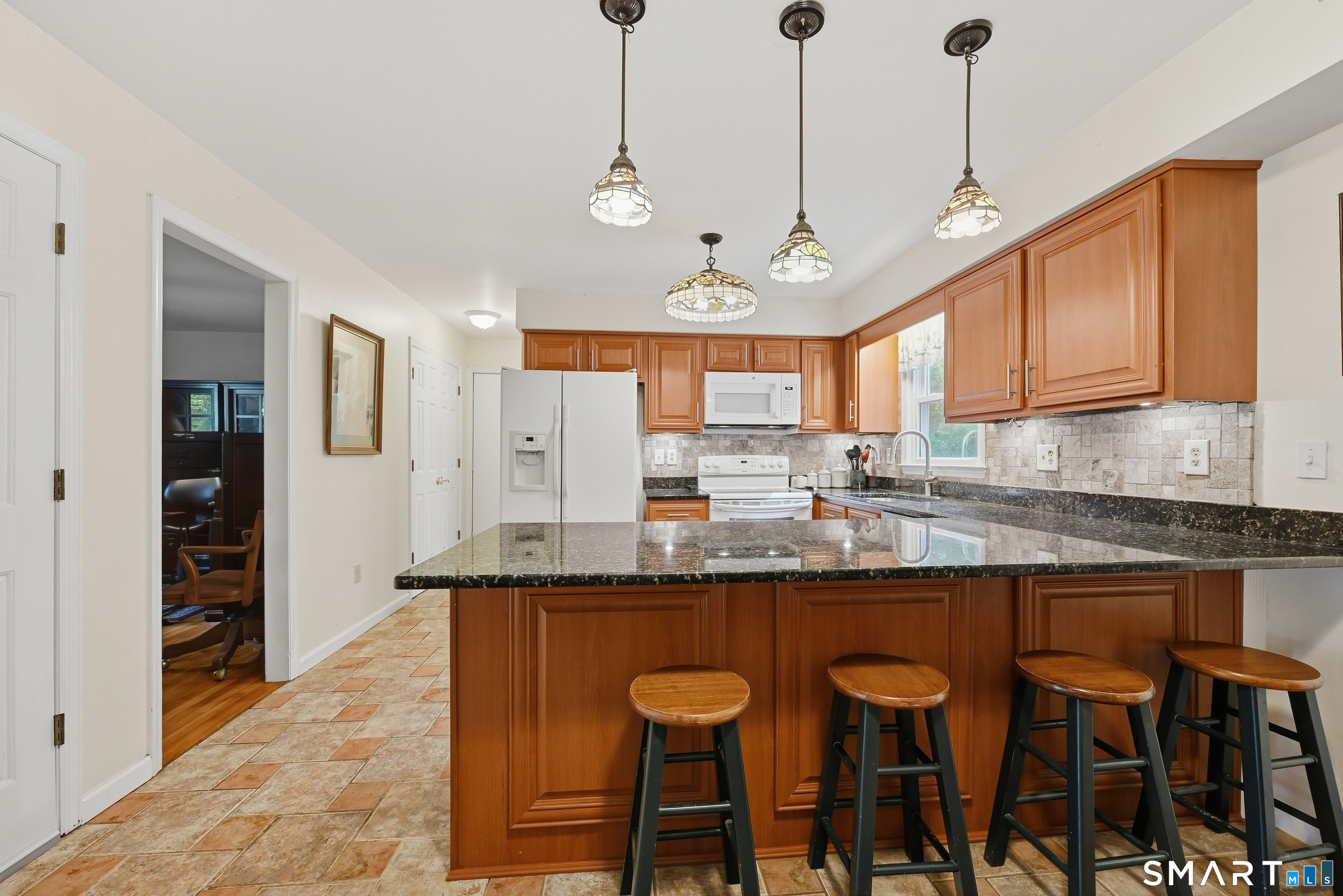 27 Danvers Road New Milford CT 06776