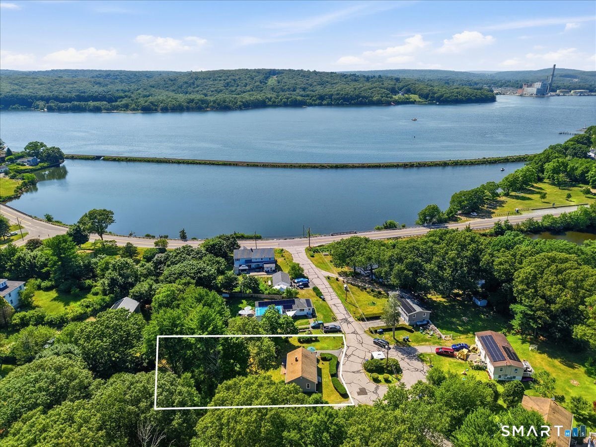 8 Mill Cove Road Ledyard CT 06335