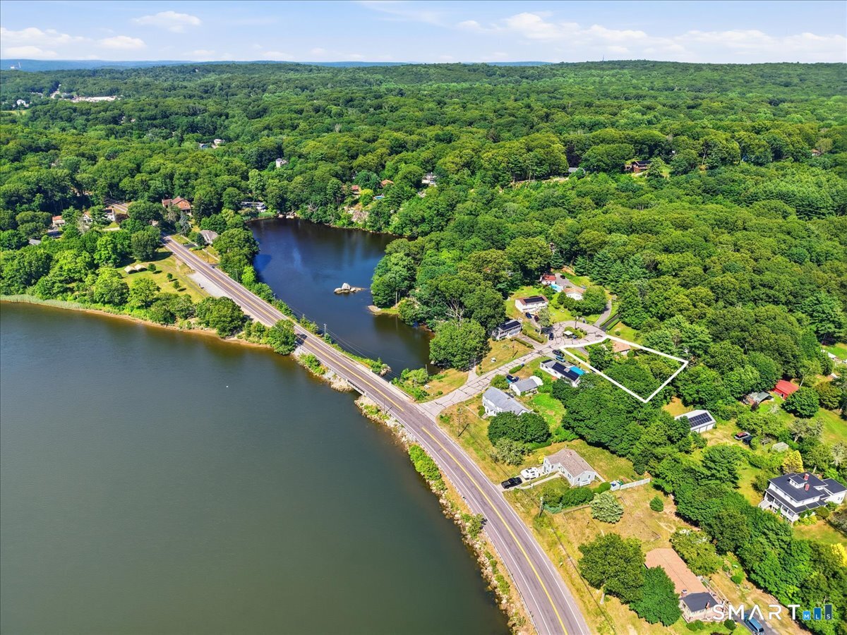 8 Mill Cove Road Ledyard CT 06335