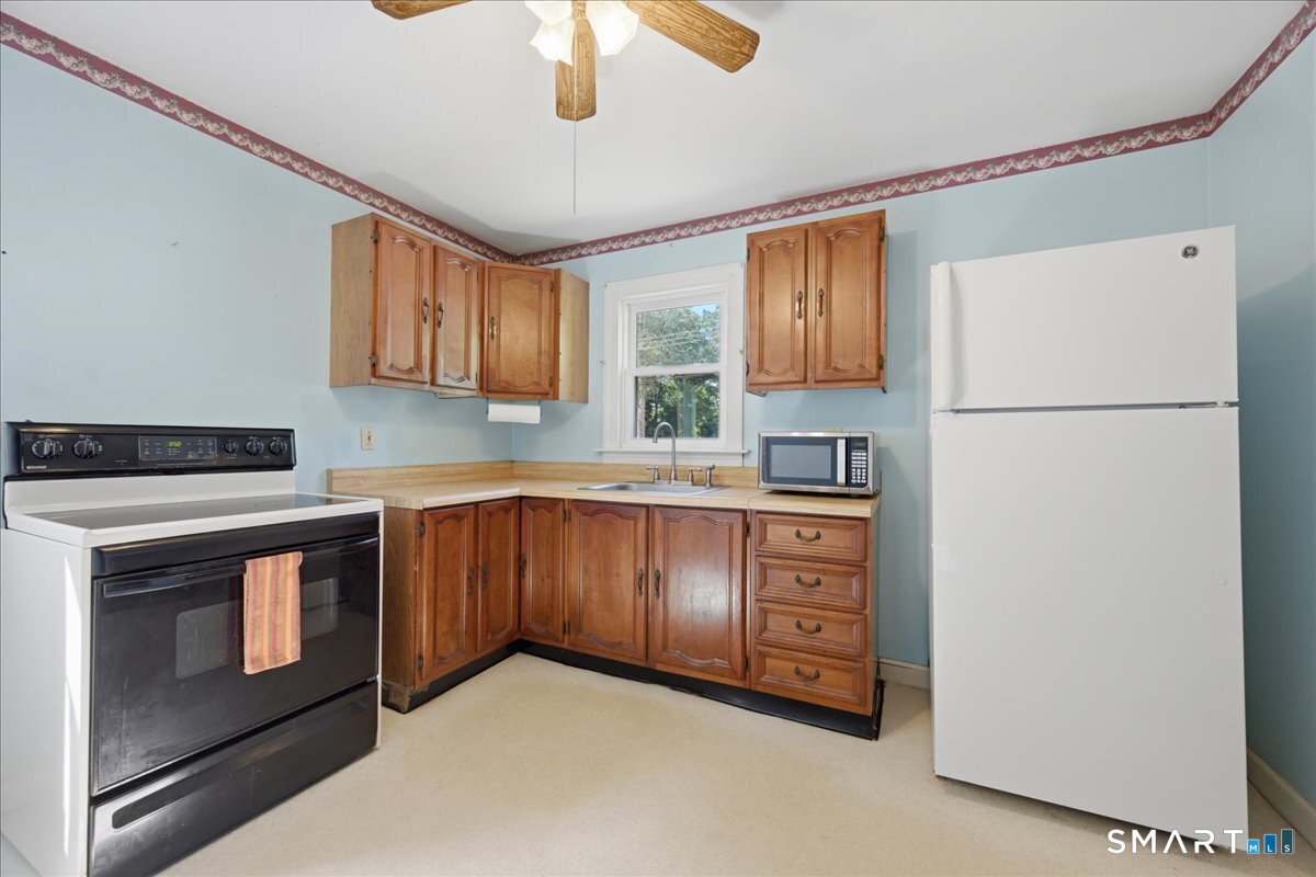 8 Mill Cove Road Ledyard CT 06335