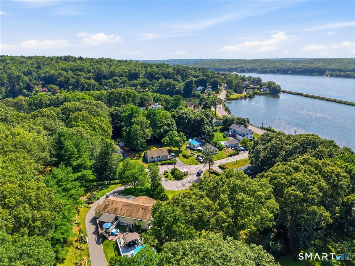 8 Mill Cove Road Ledyard CT 06335