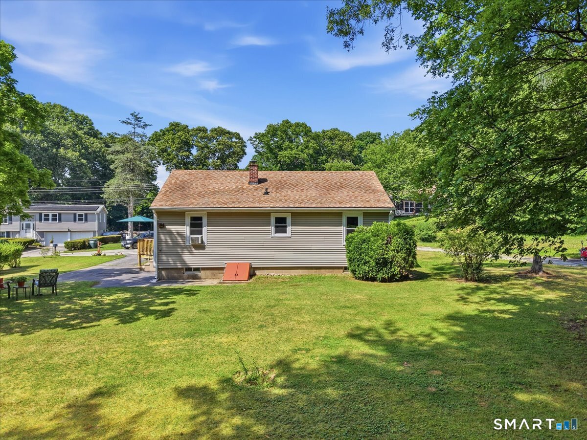 8 Mill Cove Road Ledyard CT 06335