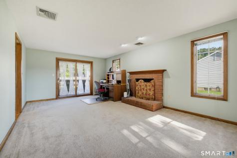 143 Fitzgerald Drive East Hartford CT 06118