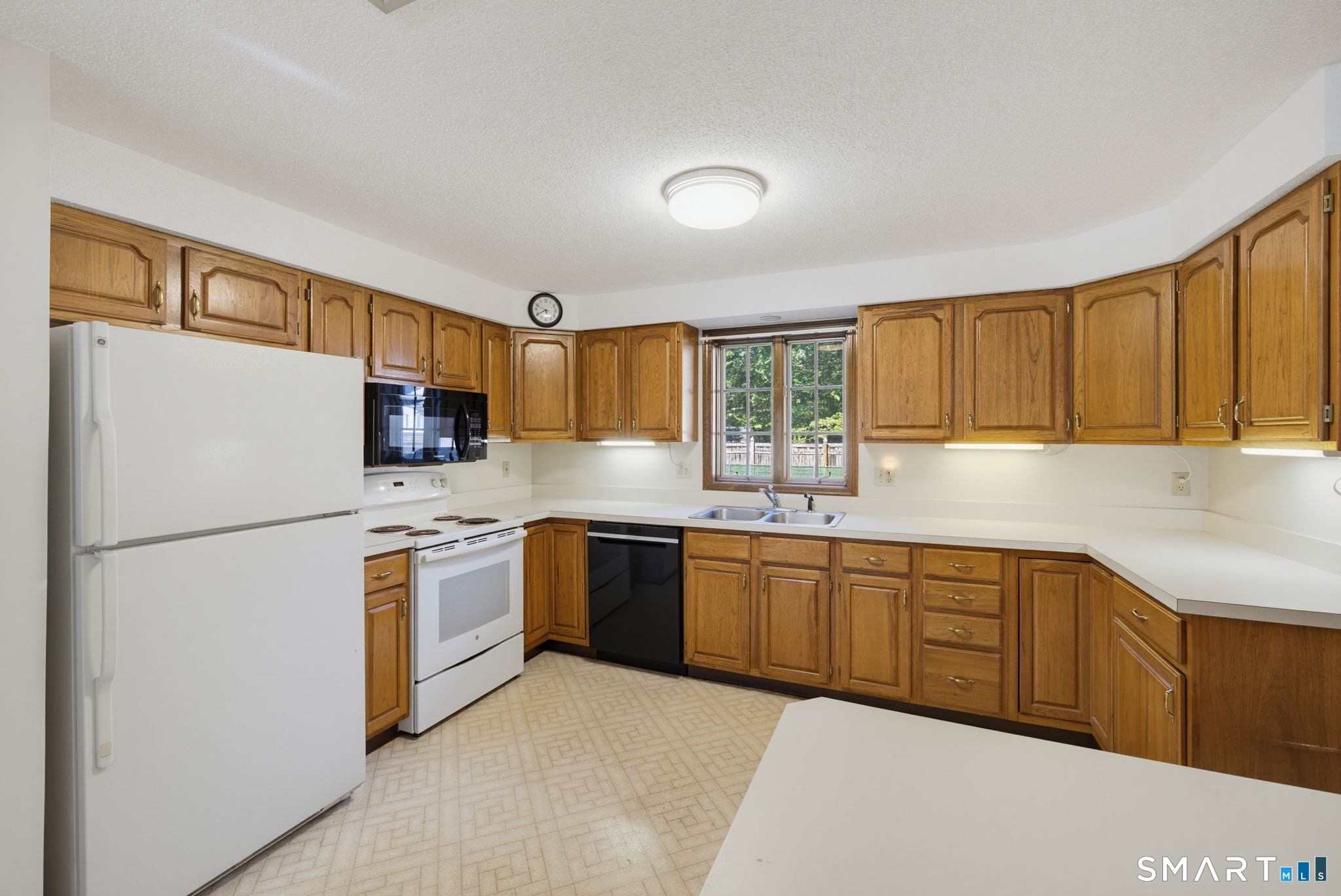 143 Fitzgerald Drive East Hartford CT 06118