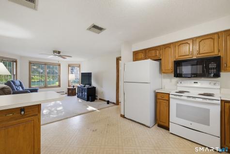 143 Fitzgerald Drive East Hartford CT 06118