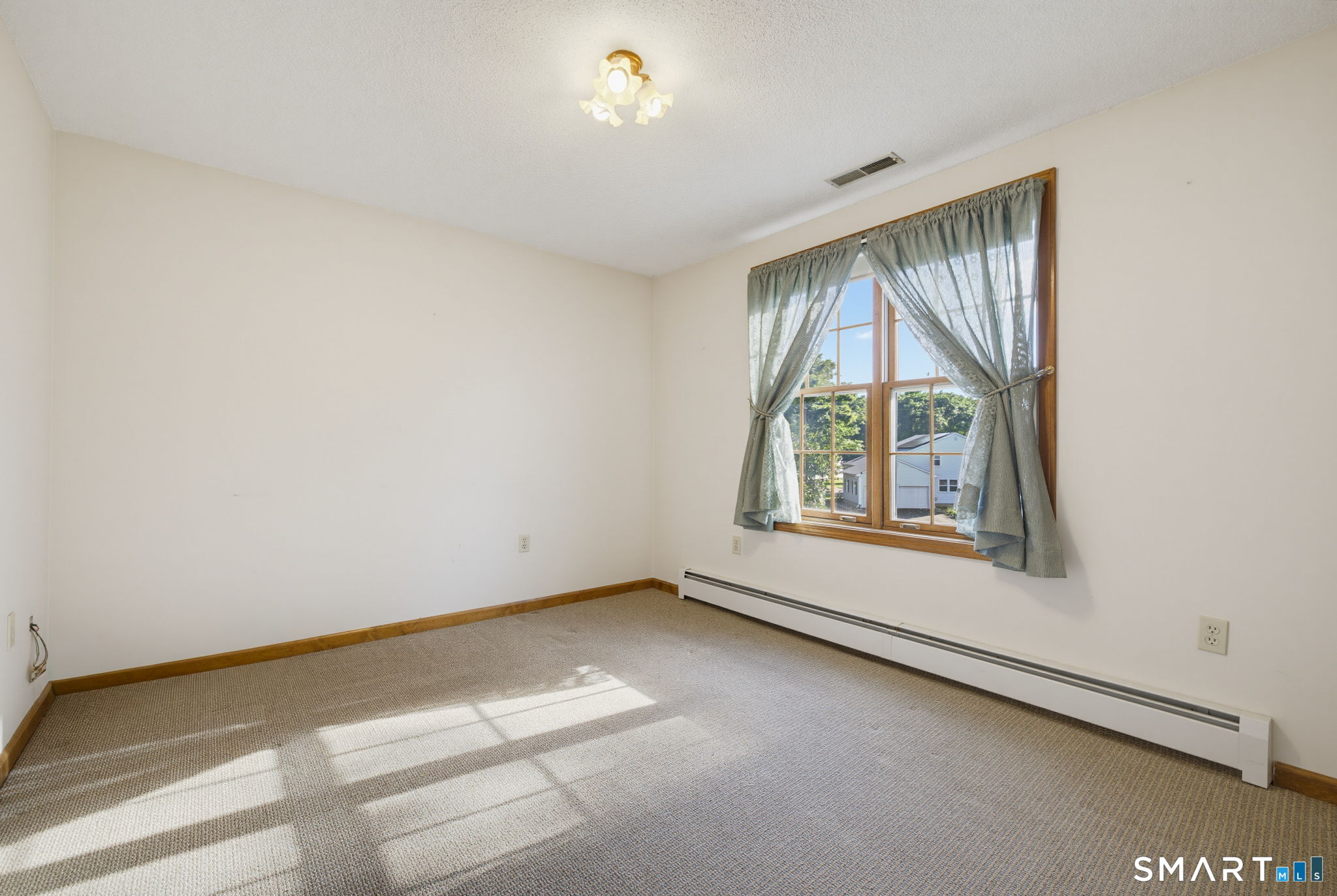 143 Fitzgerald Drive East Hartford CT 06118